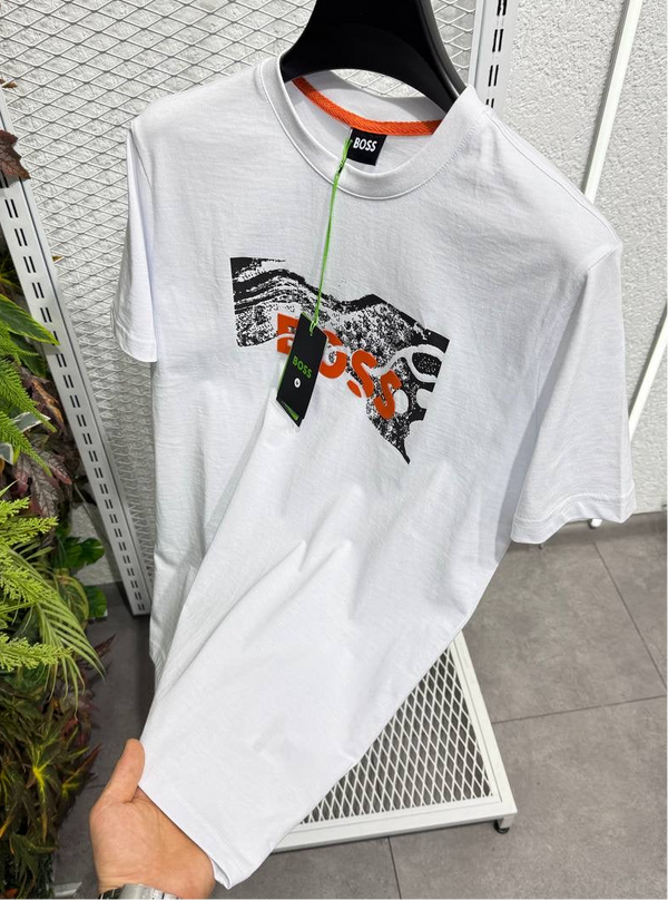 Round T-Shirt