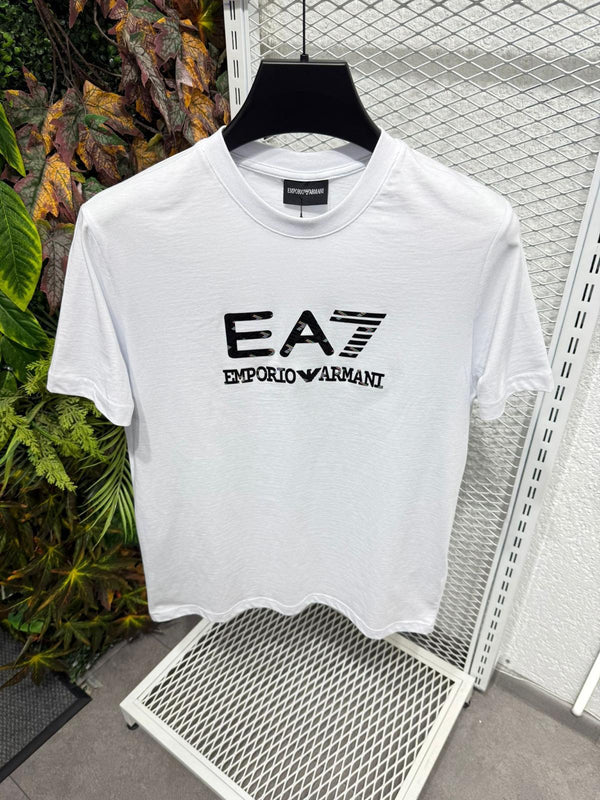 Round T-Shirt