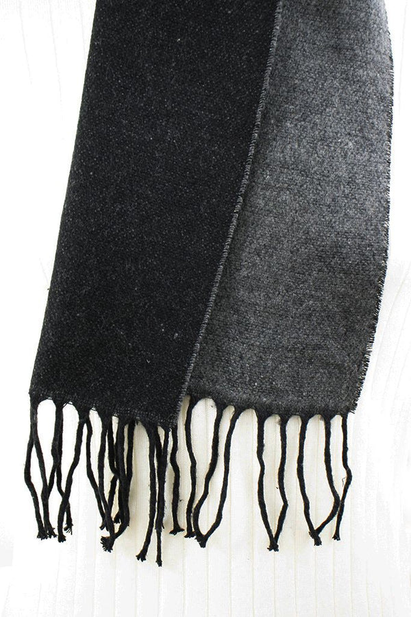 Luxe Silk Scarf – The Ultimate Statement of Elegance